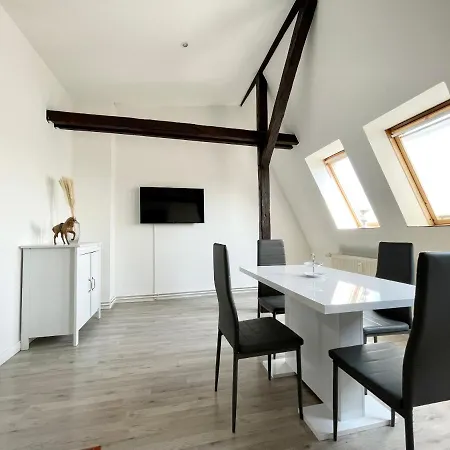 Komfortables Nahe Hafen *